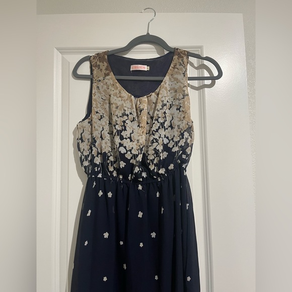 Floral maxi dress - Picture 2 of 6